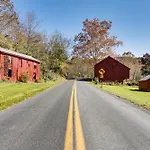 Hunters Dutch Country Paradise On 60-Acre Farm!