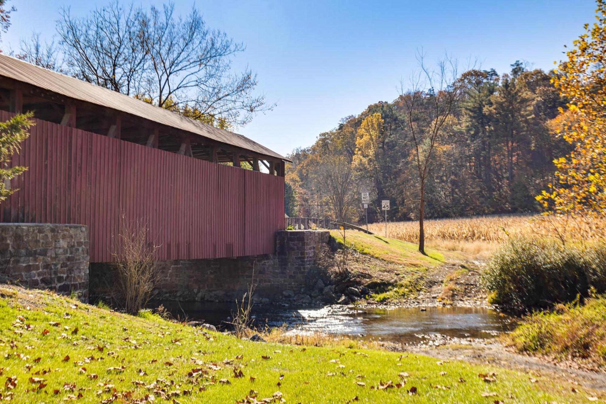 Hunters Dutch Country Paradise On 60-acre Farm! * Dalmatia